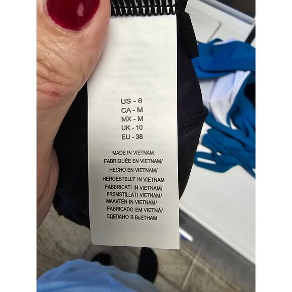 La Blanca Island Goddess Rouched Over The Shoulder Swimsuit Size 6 Black New - Picture 6 of 8